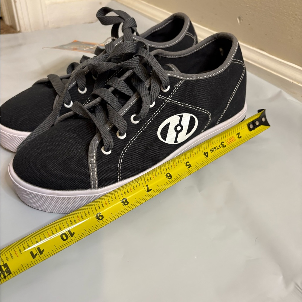 Heely’s Black Pro Canvas Skate Roller Shoes Size 7 - Picture 7 of 7
